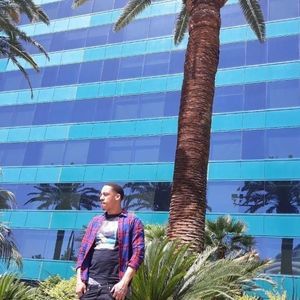 Meet your Posher, Johnny